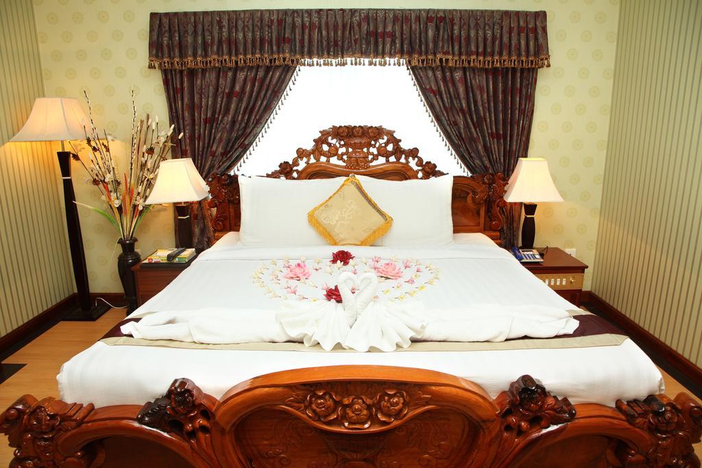 King Fy Hotel Battambang Exteriör bild
